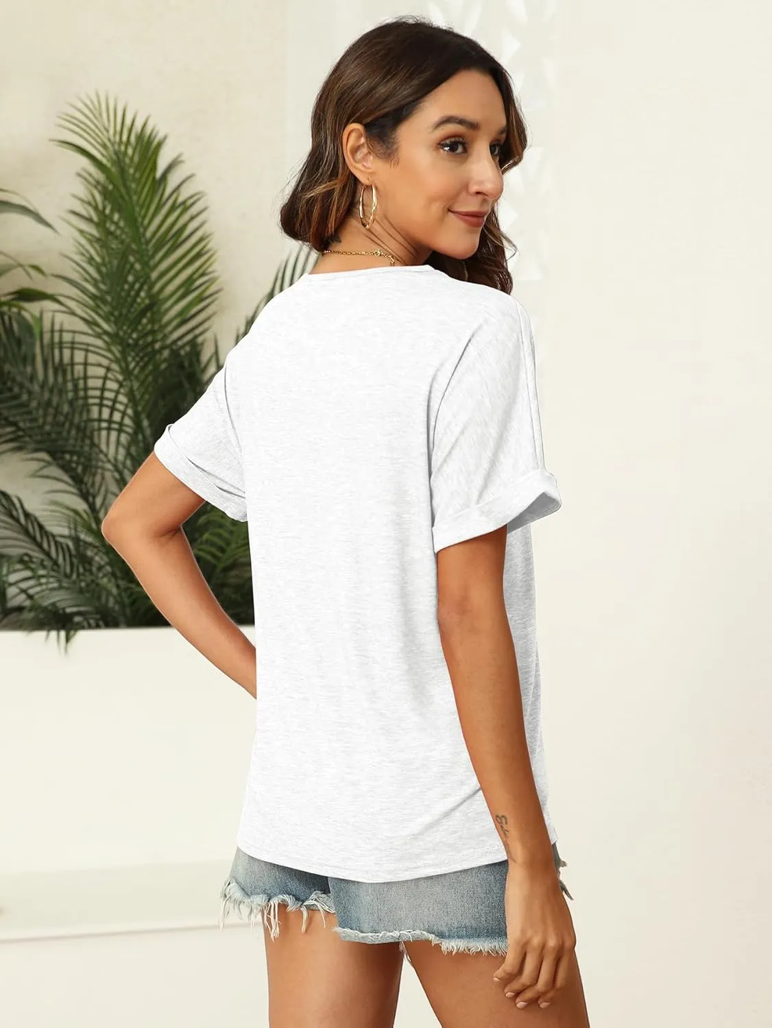 2PCS T Shirts Short Sleeve V Neck Tees Womens Fashion Tops Trendy Soft 2025 Casual Summer Spring Outfits Clothes